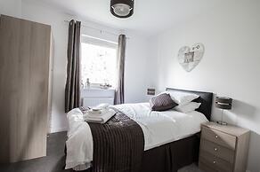 Am Pm Cults Townhouses