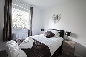 Am Pm Cults Townhouses