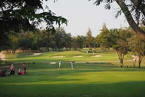 Sawang Resort Golf Club and Hotel