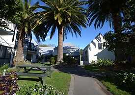 Akaroa Village Inn