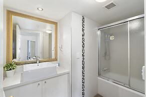 Phoenician Resort Broadbeach - GCLR