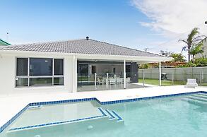 Sentosa at Tugun Beachfront Holiday Home
