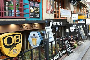 Housetay Guesthouse 2nd Branch - Hostel