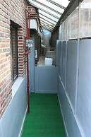 Housetay Guesthouse 2nd Branch - Hostel