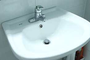 Housetay Guesthouse 2nd Branch - Hostel