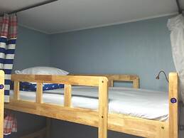 Housetay Guesthouse 2nd Branch - Hostel