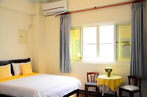 East of love homestay