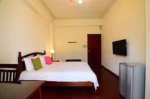 East of love homestay