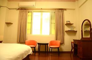 East of love homestay