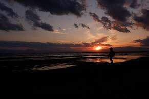 IZA Enoshima Guesthouse&Bar - Hostel