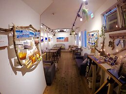 IZA Enoshima Guesthouse&Bar - Hostel