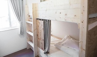 IZA Enoshima Guesthouse&Bar - Hostel