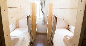 IZA Enoshima Guesthouse&Bar - Hostel