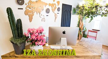 IZA Enoshima Guesthouse&Bar - Hostel