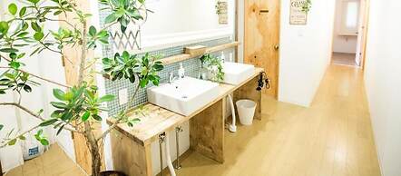 IZA Enoshima Guesthouse&Bar - Hostel