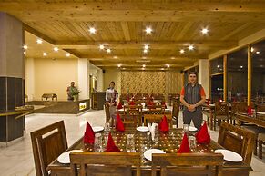 Snow Flakes Resort And Spa Centrally Heated Luxury Resort