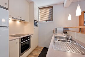 Nanook Thredbo Squatters Run