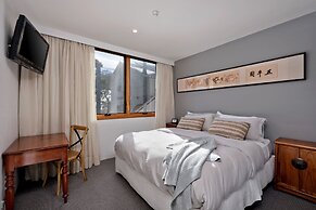 Nanook Thredbo Squatters Run