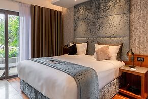 The Village Boutique & Spa