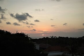 Borough Capsule Hostel Bali