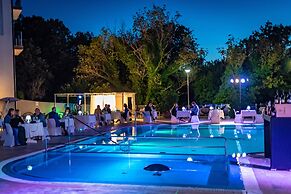 Premantura Resort - Hotel & Restaurant