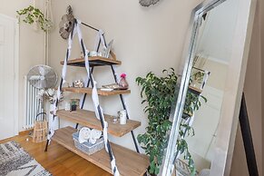 Stunning Residence with Acropolis View