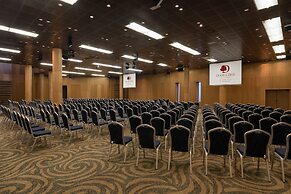 DoubleTree by Hilton La Torre Golf & Spa Resort