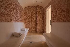 DoubleTree by Hilton La Torre Golf & Spa Resort