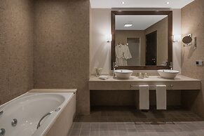 DoubleTree by Hilton La Torre Golf & Spa Resort