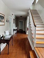 Valcour Inn & Boathouse