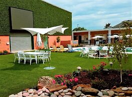 The Fredonia Hotel and Convention Center