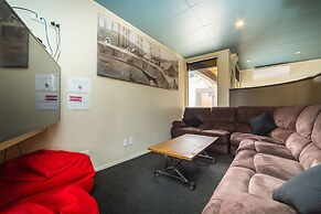 Tahuna Pod Hostel