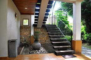 Sithu Villa Hikkaduwa