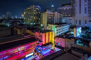 128 Room And Massage