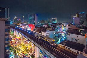 128 Room And Massage