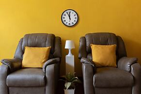 128 Room And Massage