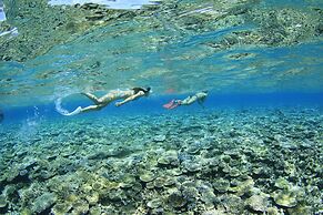 Hot Cross Point SANTA MONICA