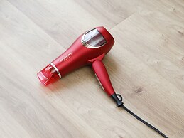 Hot Cross Point SANTA MONICA