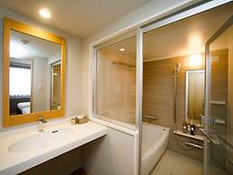 Hot Cross Point SANTA MONICA