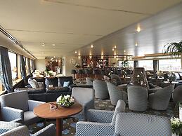 Crossgates Hotelship Hafen - Neuss