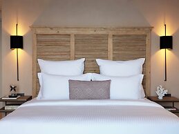 Nido, Mar-Bella Collection