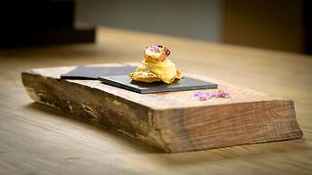 Nido, Mar-Bella Collection