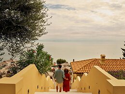 Nido, Mar-Bella Collection