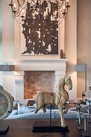 Nido, Mar-Bella Collection