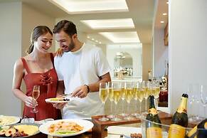 Nido, Mar-Bella Collection