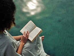 Nido, Mar-Bella Collection