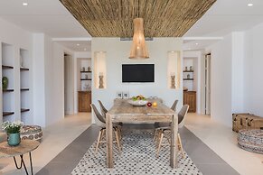 White & Co. Exclusive Island Villas