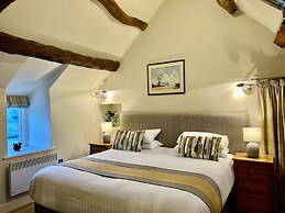 Castle Cottage Inn
