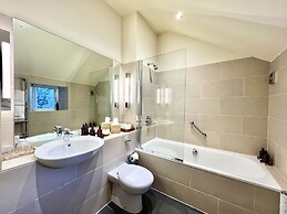 Castle Cottage Inn
