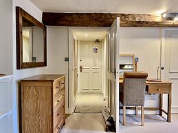 Castle Cottage Inn